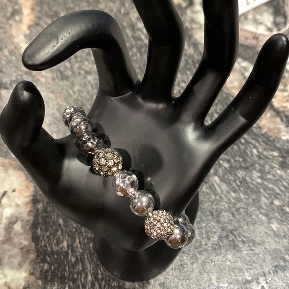 STELLA & DOT Bead Bracelet - Picture 2 of 5